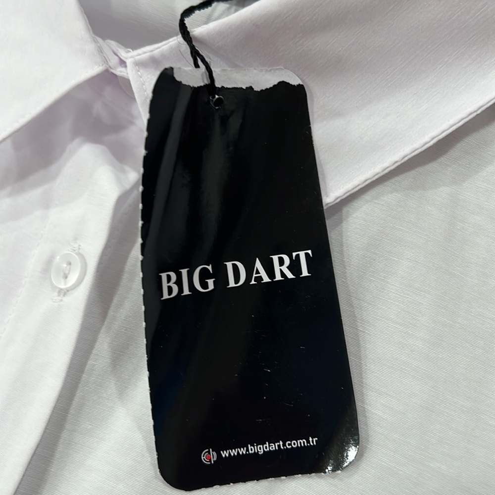 Big dart White Shirt, we have size 8, 10,12,14 - Picture 7 of 7